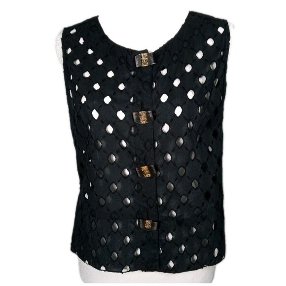 VTG Serenade Eyelet Cutout Resin Goldleaf Buttons Are Valuable Cambric Cotton S - Picture 1 of 9